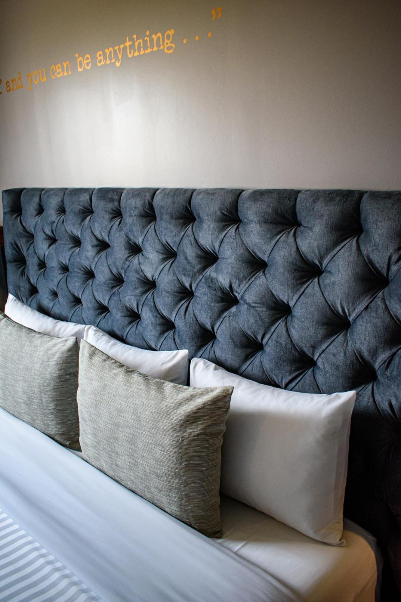 Bedford Hotel Jurica Екстериор снимка