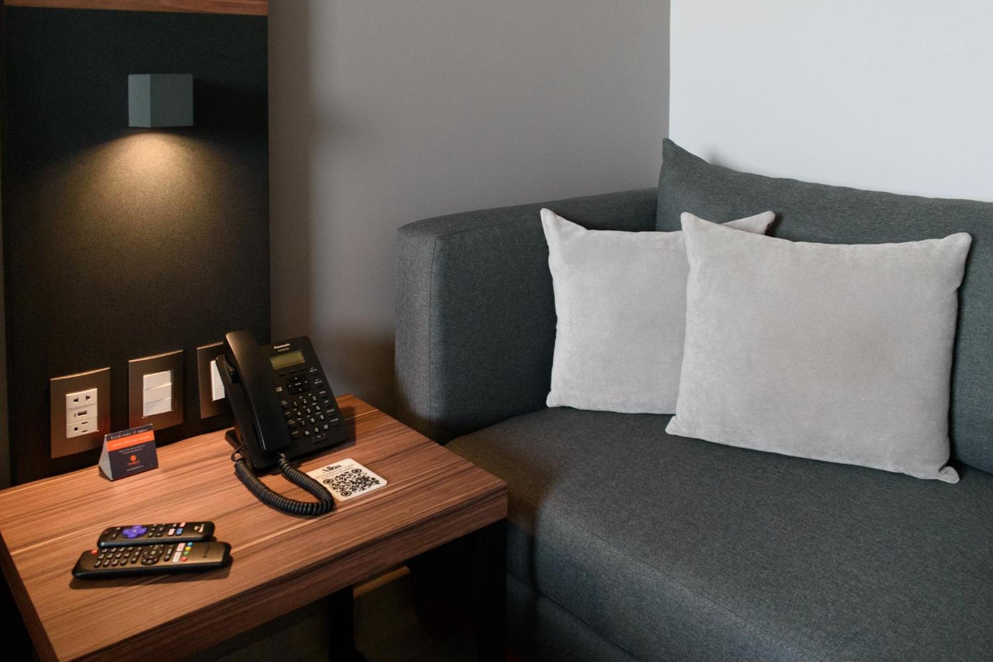 Bedford Hotel Jurica Екстериор снимка
