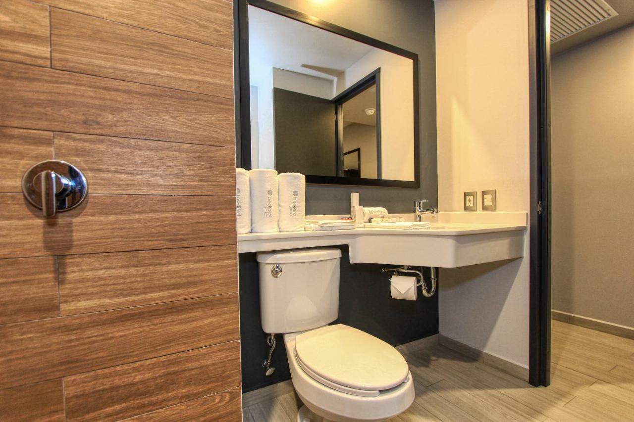 Bedford Hotel Jurica Екстериор снимка
